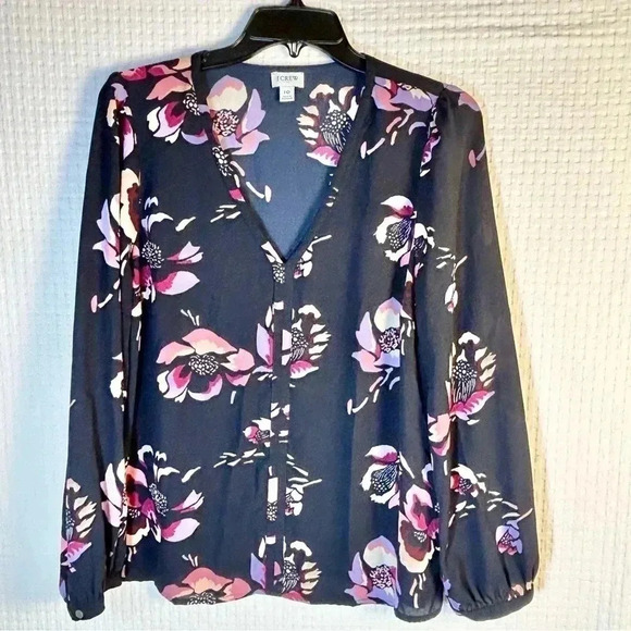 J. Crew LOT OF TWO Sz 10 Sheer V-Neck Tops Popover White & Blue Floral TINY FLAW - Picture 9 of 16